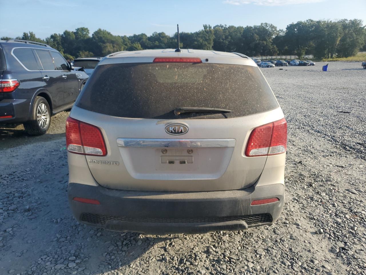 2012 Kia Sorento Base VIN: 5XYKT4A19CG279977 Lot: 83863465