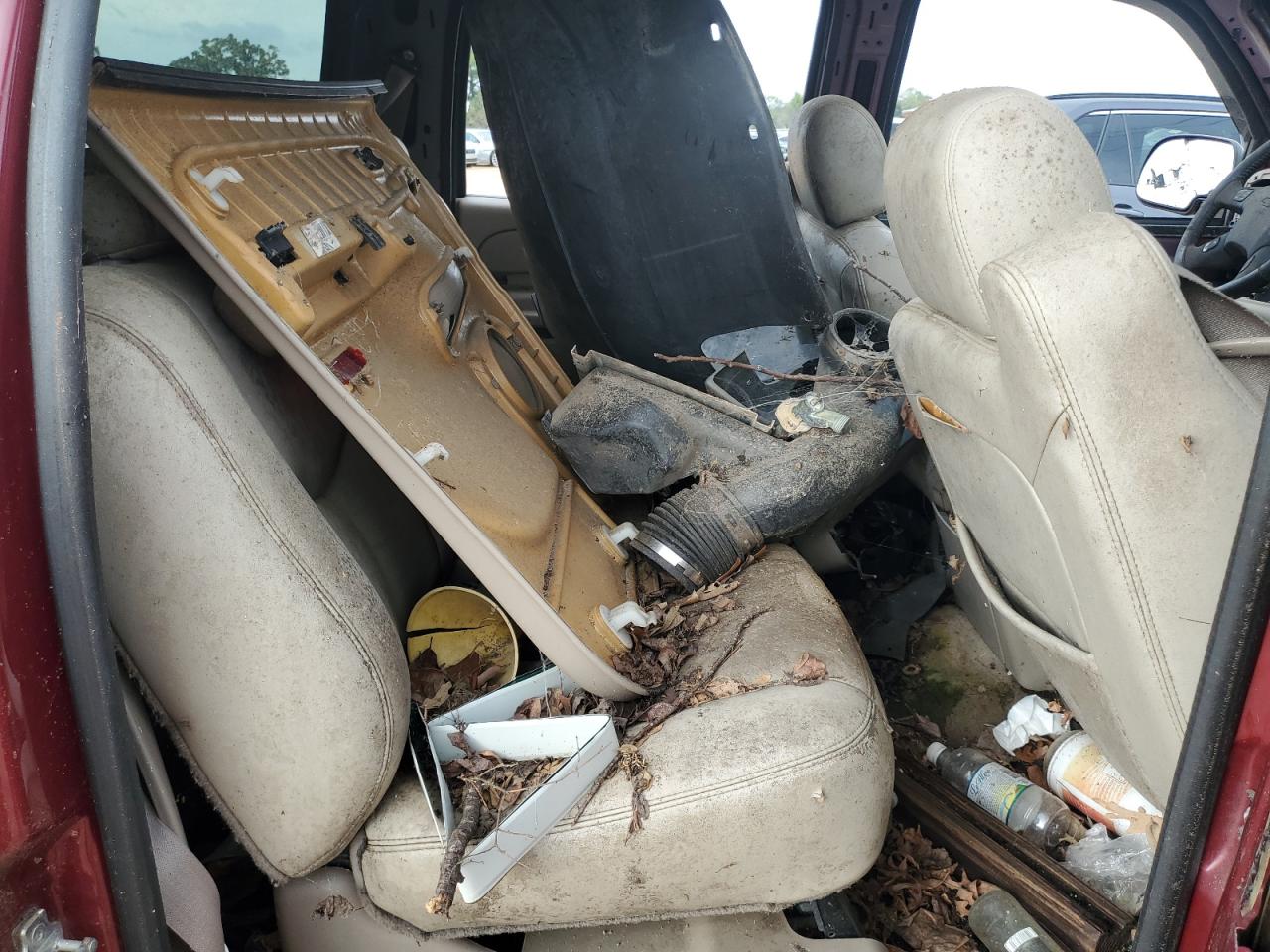 2005 Chevrolet Suburban K1500 VIN: 3GNFK16Z95G113939 Lot: 81970295