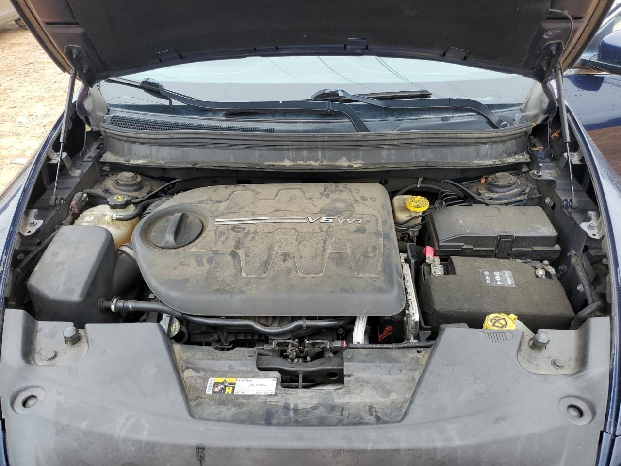 2015 Jeep Cherokee Latitude VIN: 1C4PJMCS2FW606793 Lot: 81856115