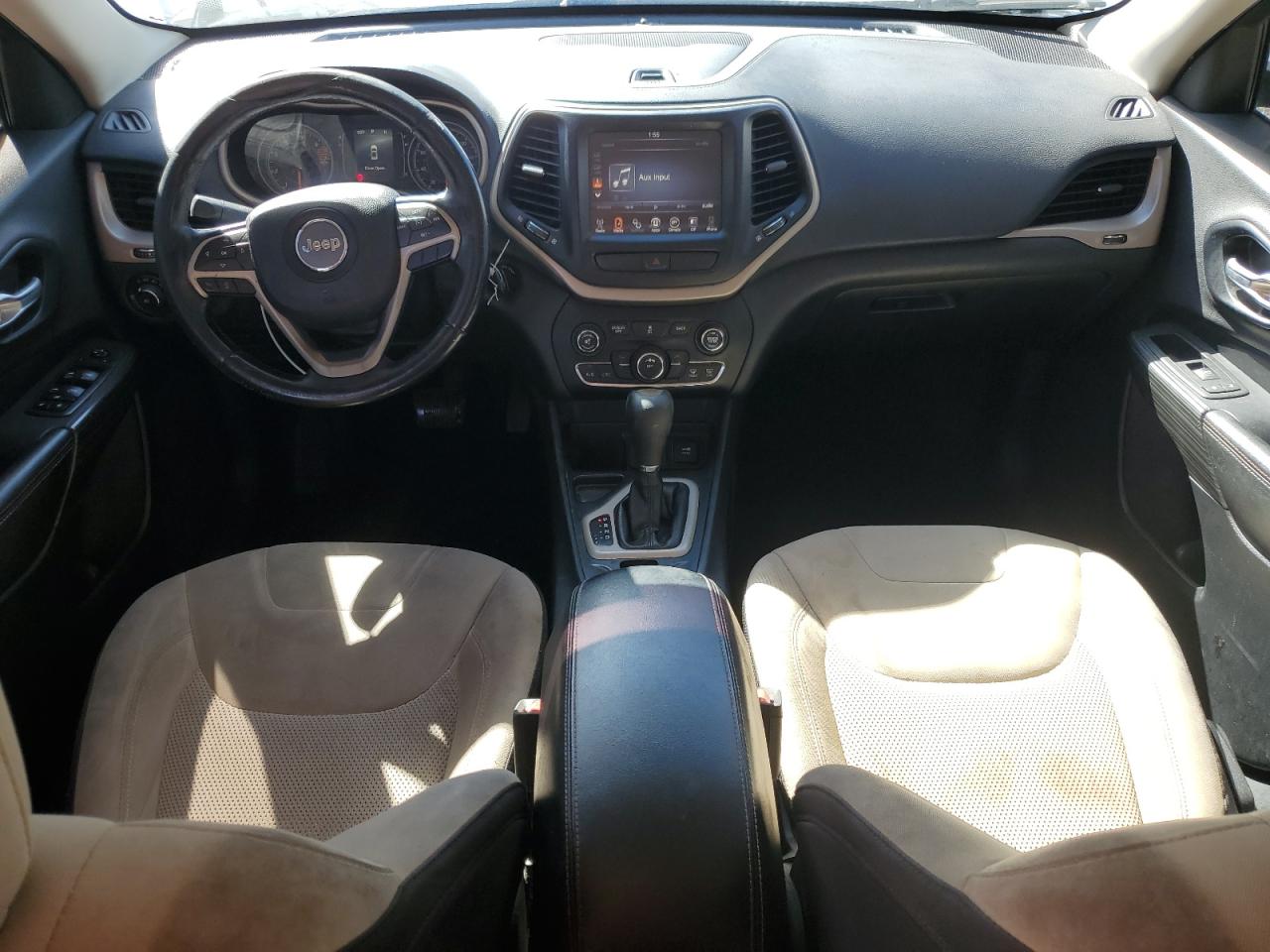 2016 Jeep Cherokee Latitude VIN: 1C4PJLCB3GW324075 Lot: 84722355