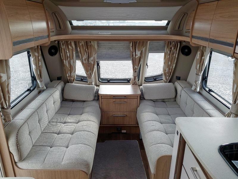 2016 COACHMAN VIP 575