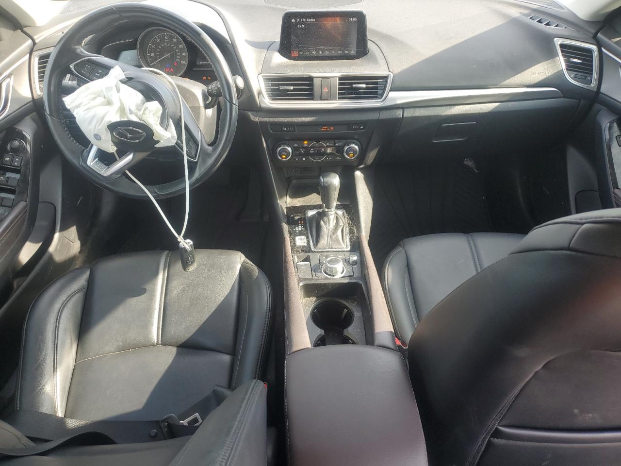 2018 Mazda 3 Touring VIN: 3MZBN1L3XJM207688 Lot: 80782075