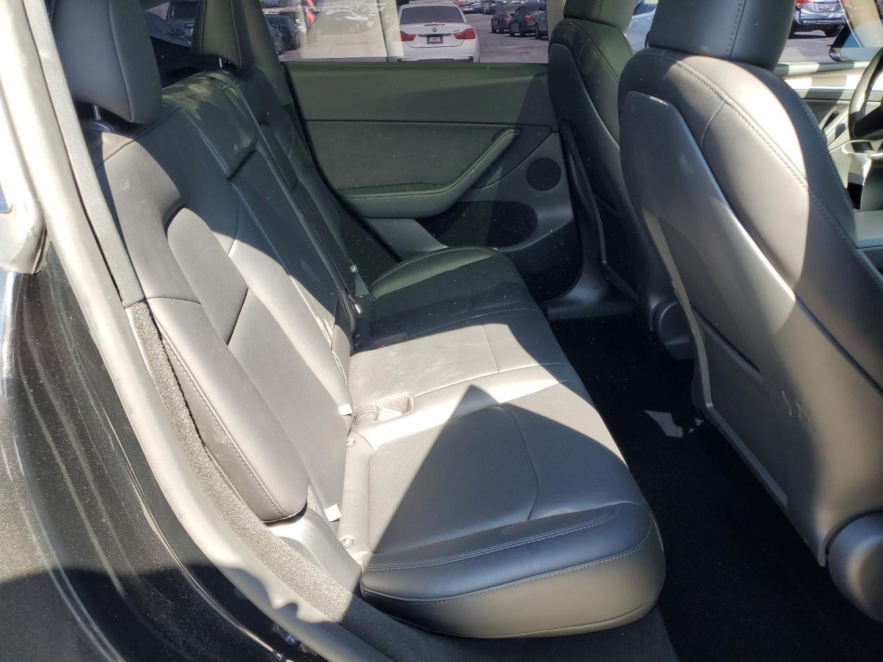 2025 Tesla Model Y VIN: 7SAYGDEF5SF271016 Lot: 71796055