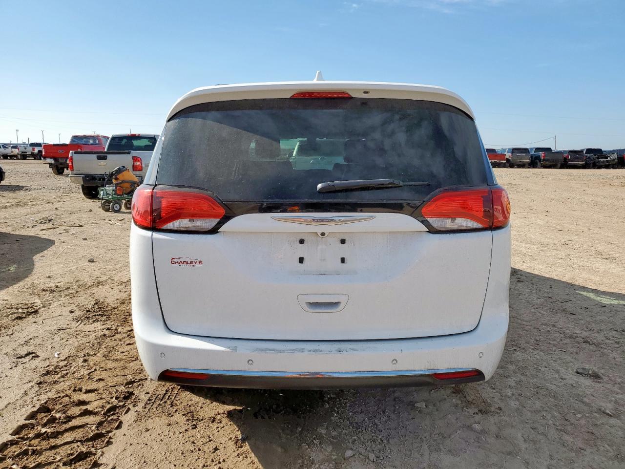 2017 Chrysler Pacifica Touring L VIN: 2C4RC1BG0HR533871 Lot: 71681415