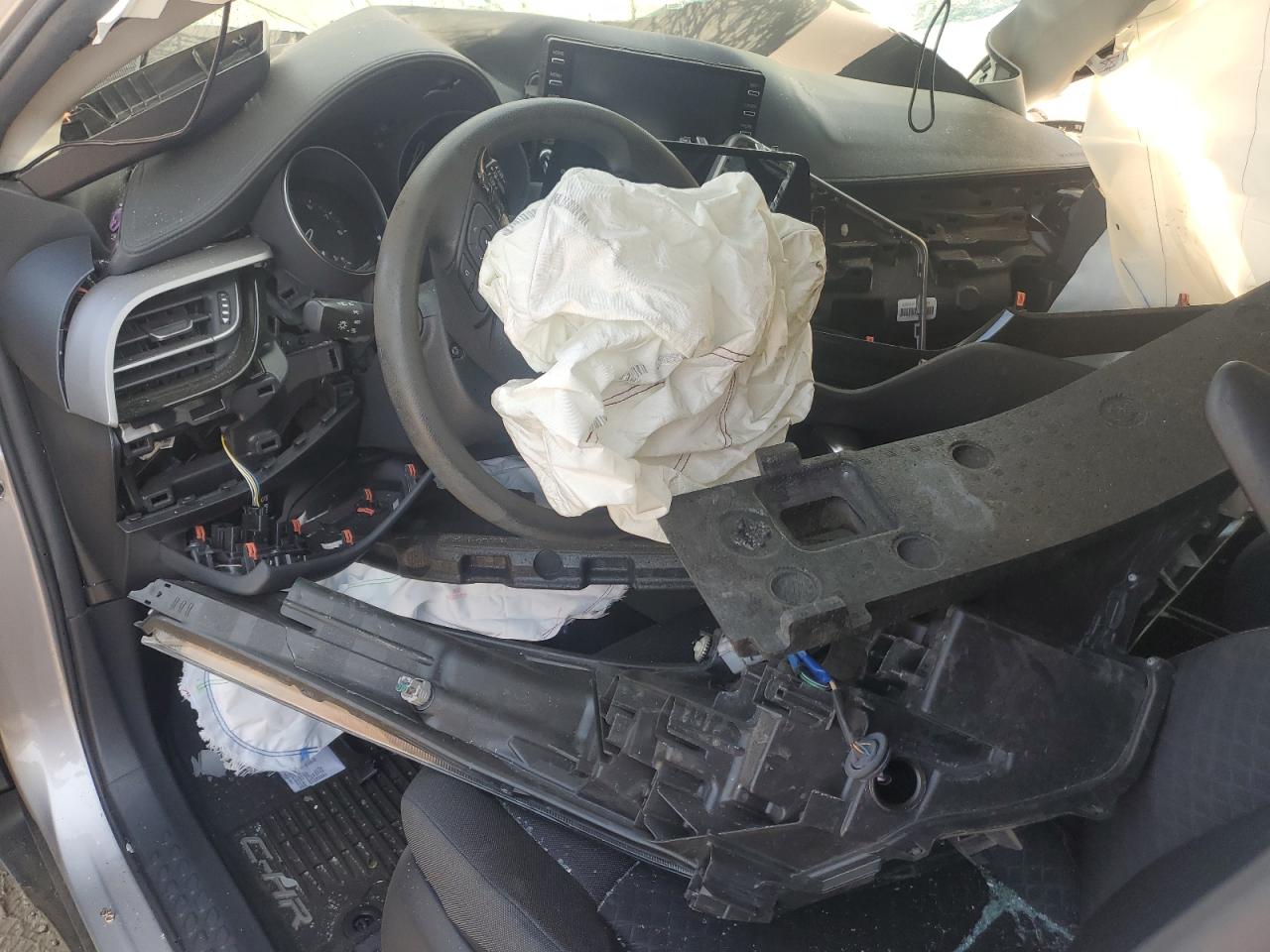 2020 Toyota C-Hr Xle VIN: JTNKHMBXXL1093610 Lot: 80369035