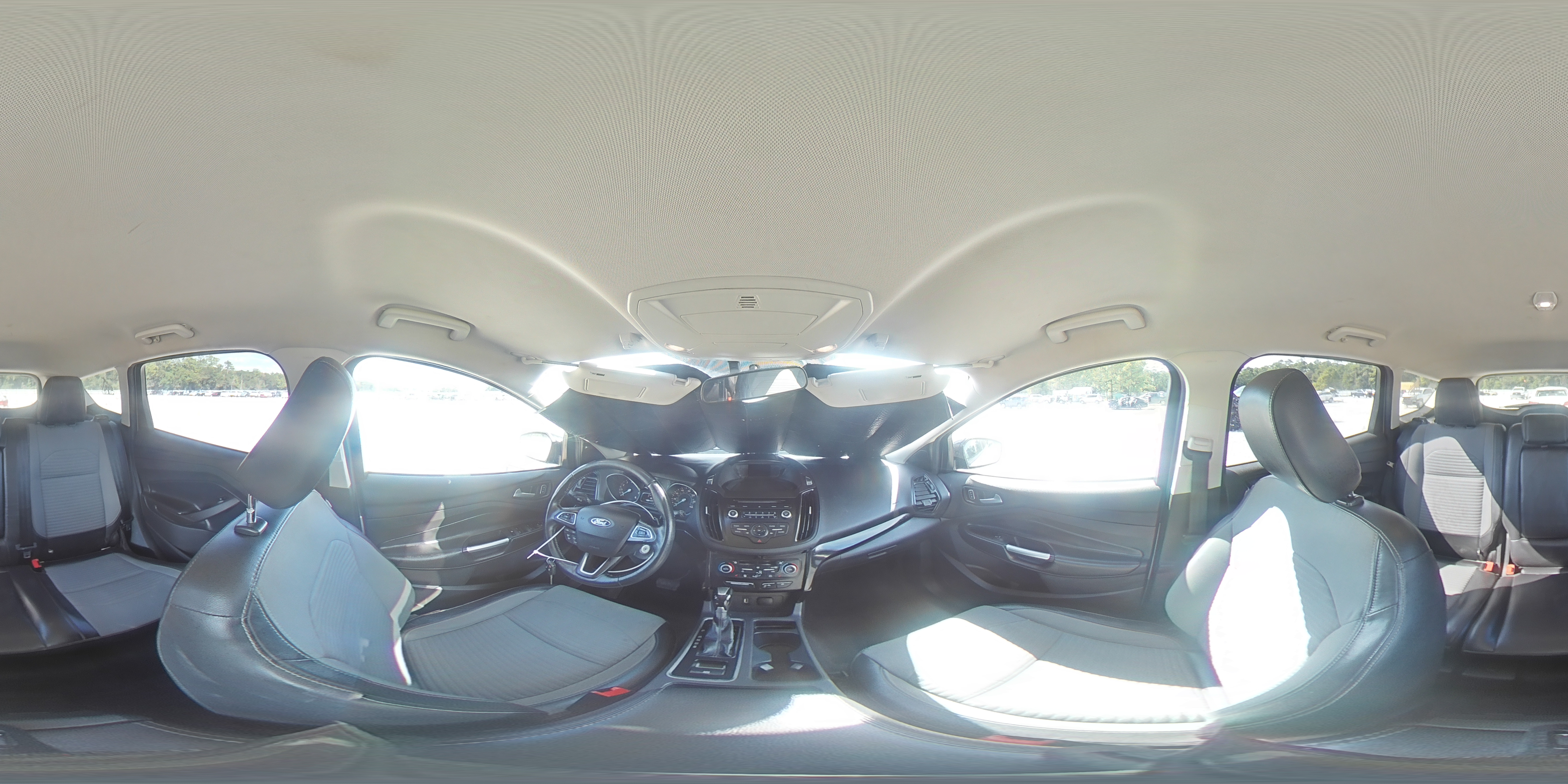 2018 Ford Escape Se VIN: 1FMCU9GD5JUD05272 Lot: 82118625