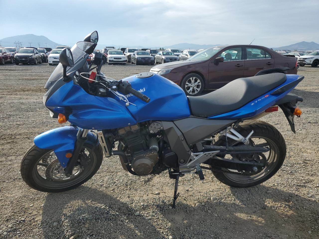 2005 Kawasaki Zr750 K1 blue null gas JKAZRDK135A000967 photo #4