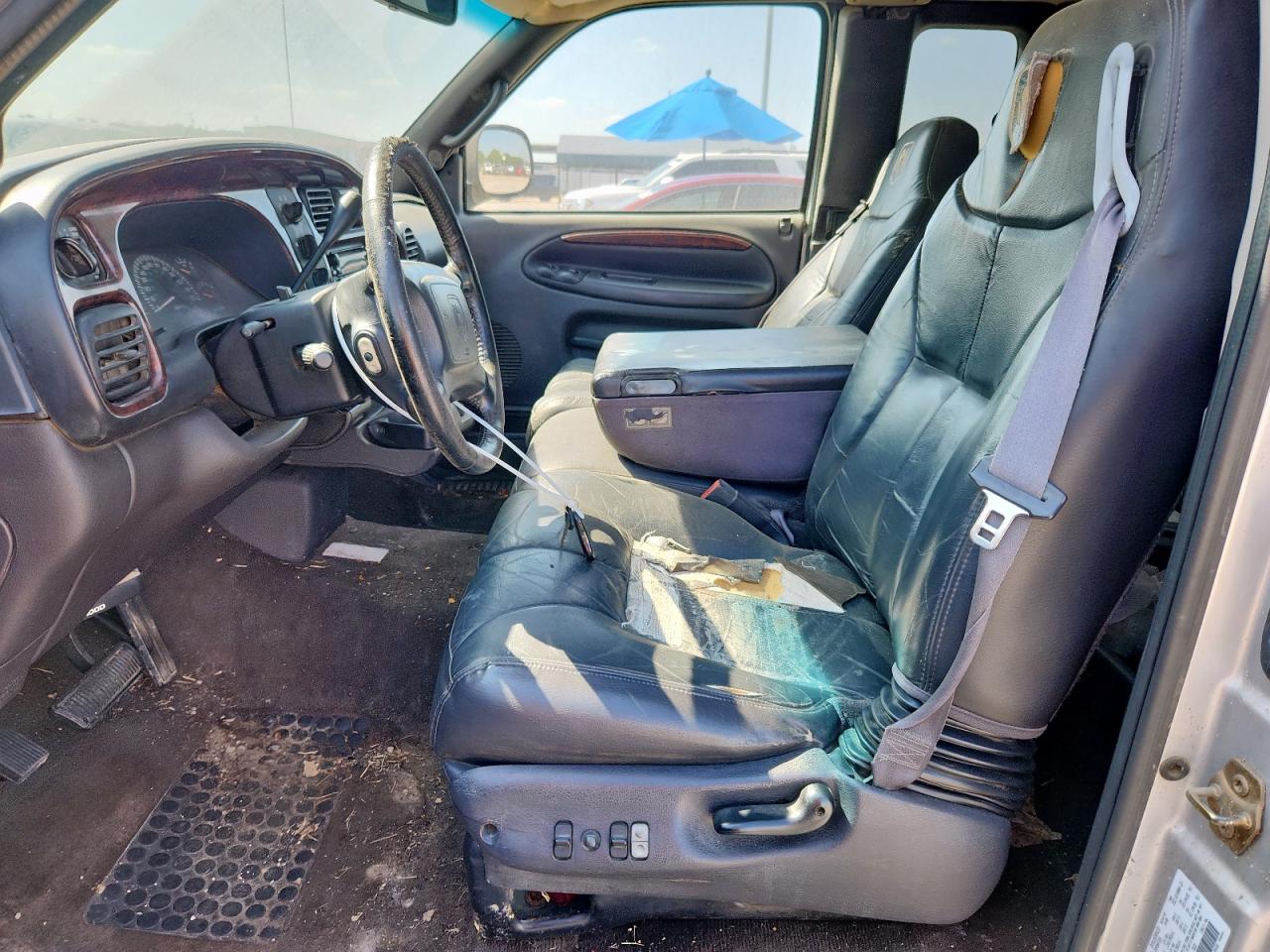 2001 Dodge Ram 2500 VIN: 1B7KC23631J543141 Lot: 84555325