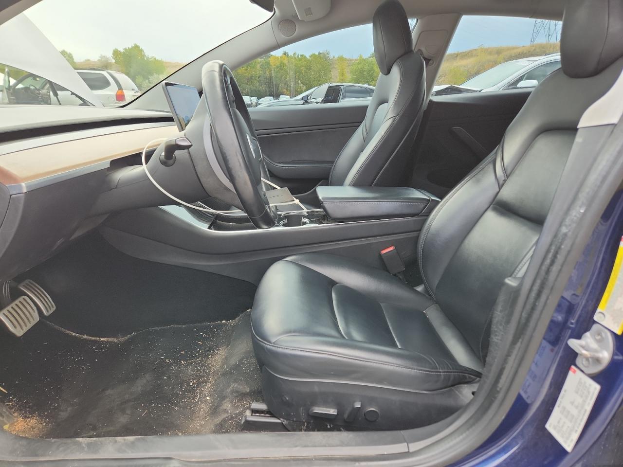 2018 Tesla Model 3 VIN: 5YJ3E1EB4JF083935 Lot: 84578775