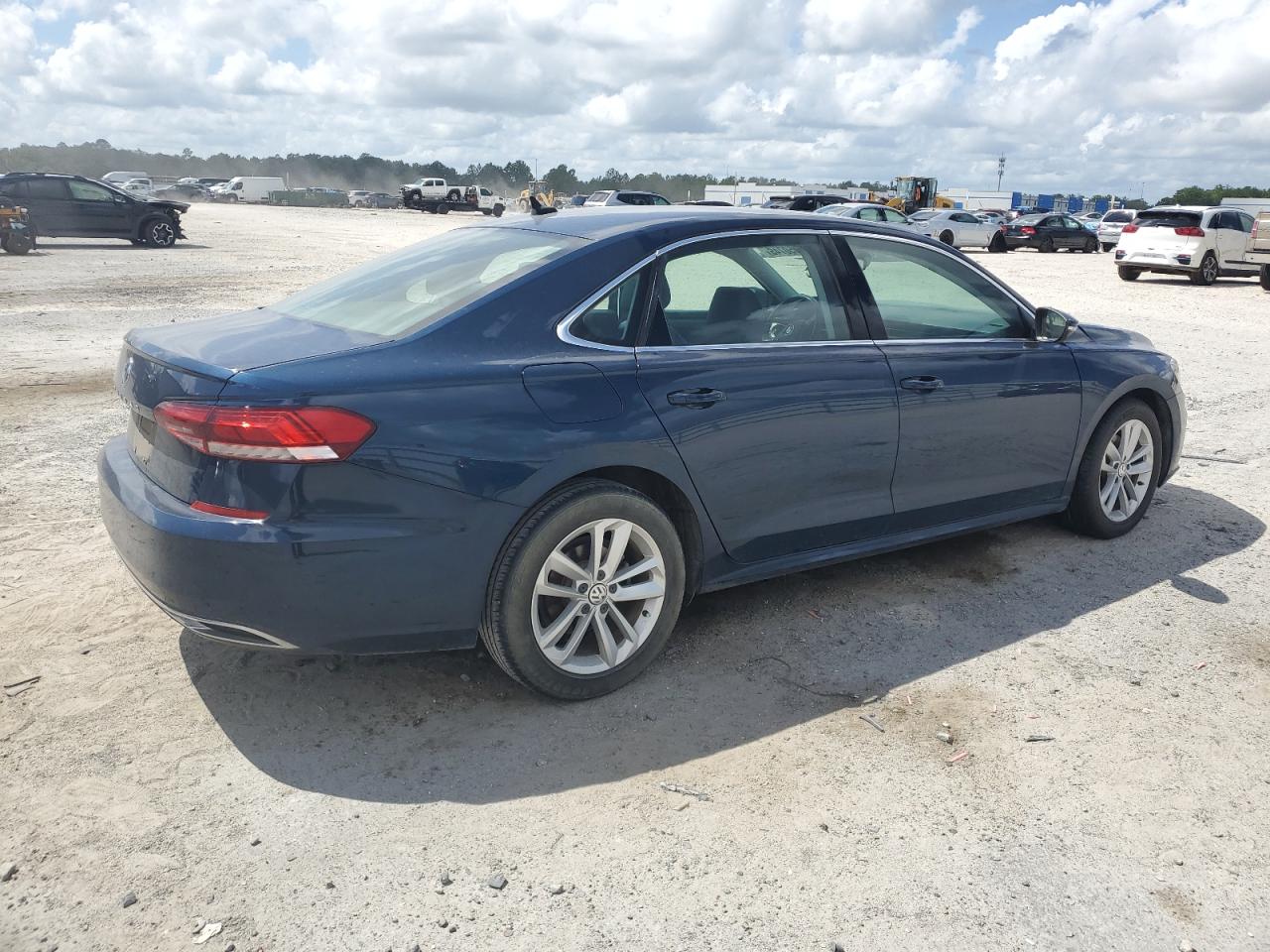 2020 Volkswagen Passat Se blue null gas 1VWSA7A37LC007454 photo #4