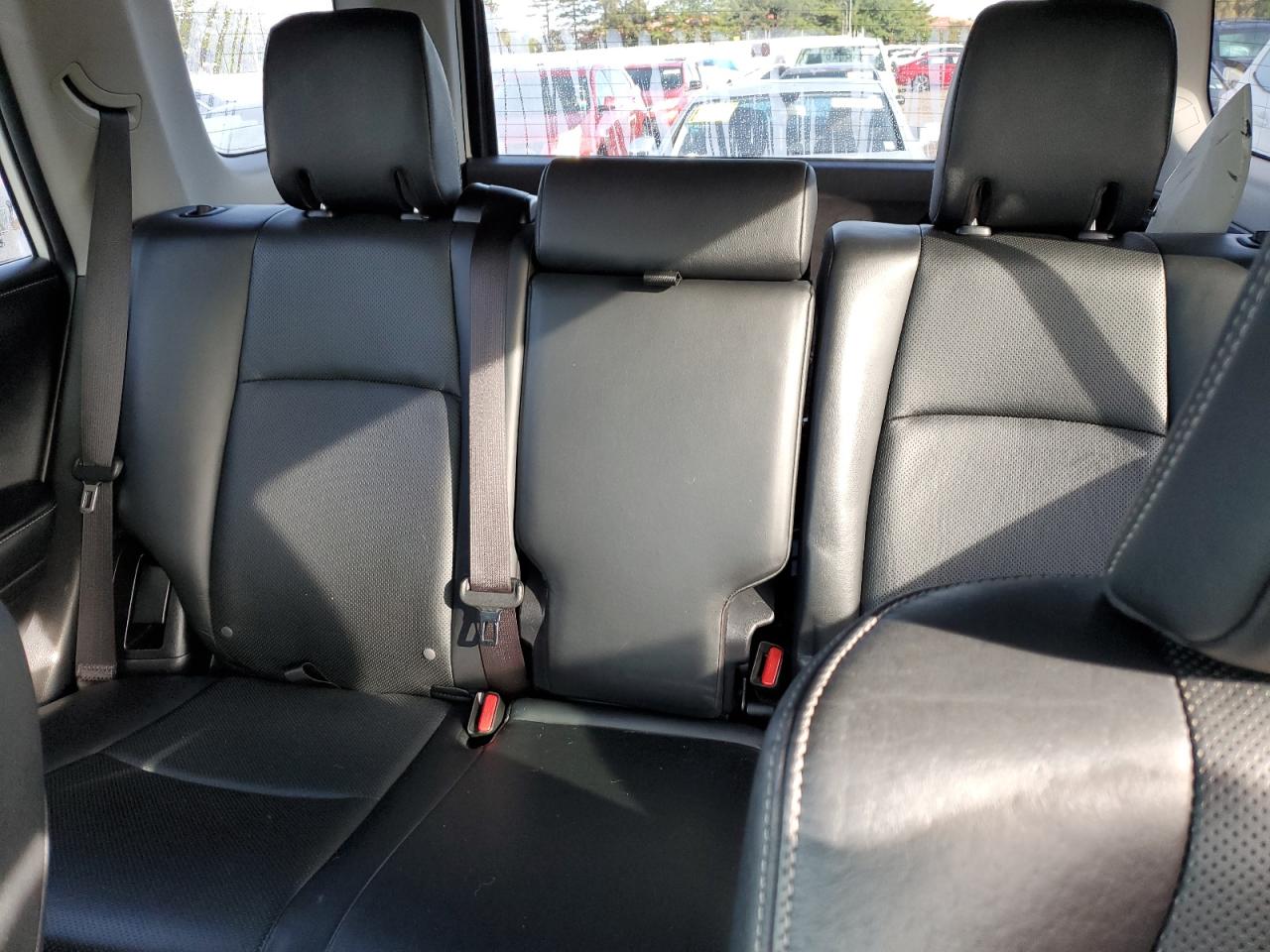 2019 Toyota 4Runner Sr5/Sr5 Premium VIN: JTEBU5JR4K5614980 Lot: 82073975