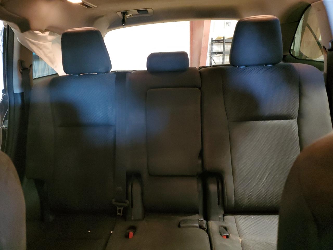 2019 Toyota Highlander Le VIN: 5TDBZRFH2KS999463 Lot: 71450875