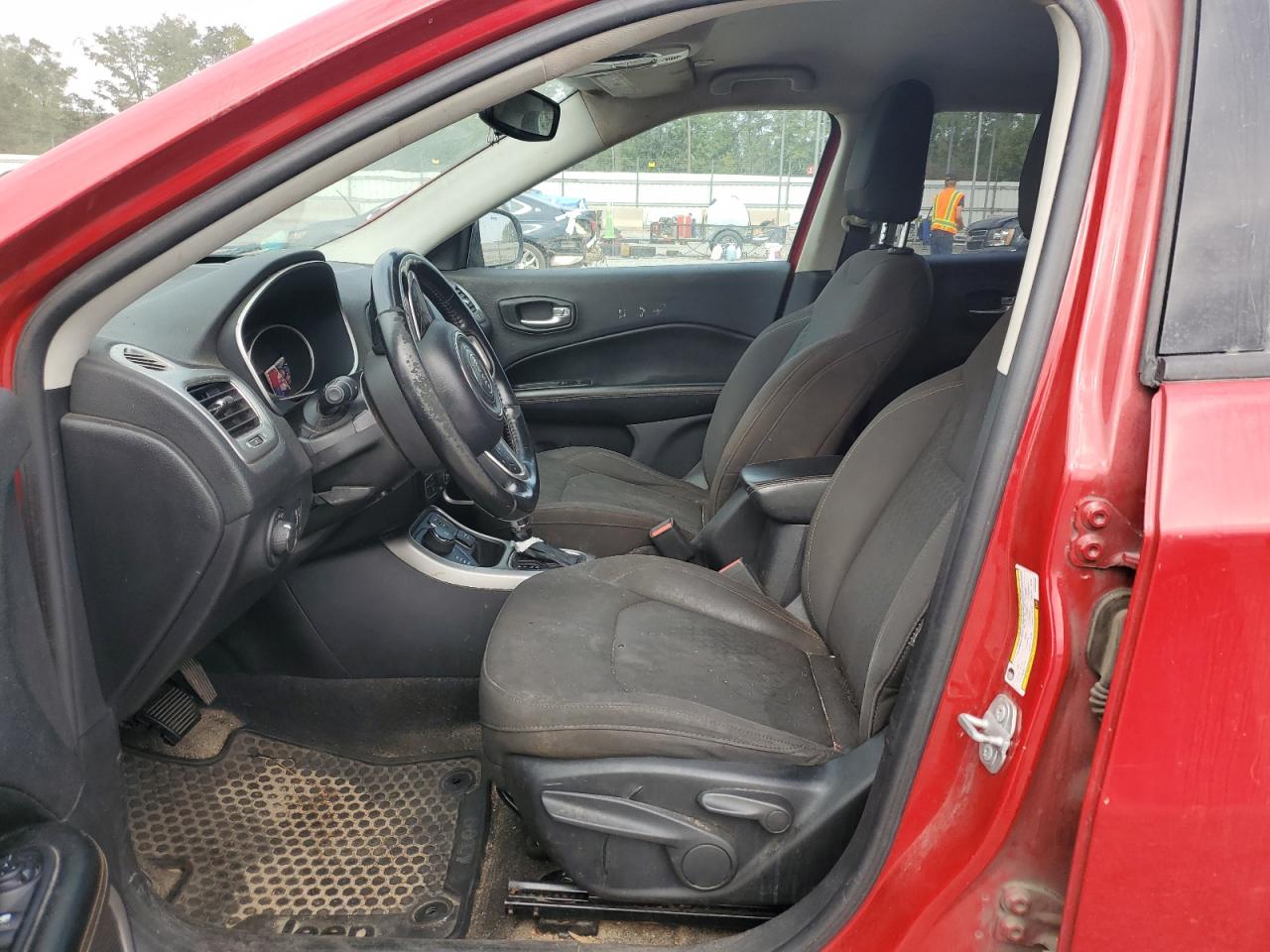 2019 Jeep Compass Sport VIN: 3C4NJDAB2KT659522 Lot: 81675815