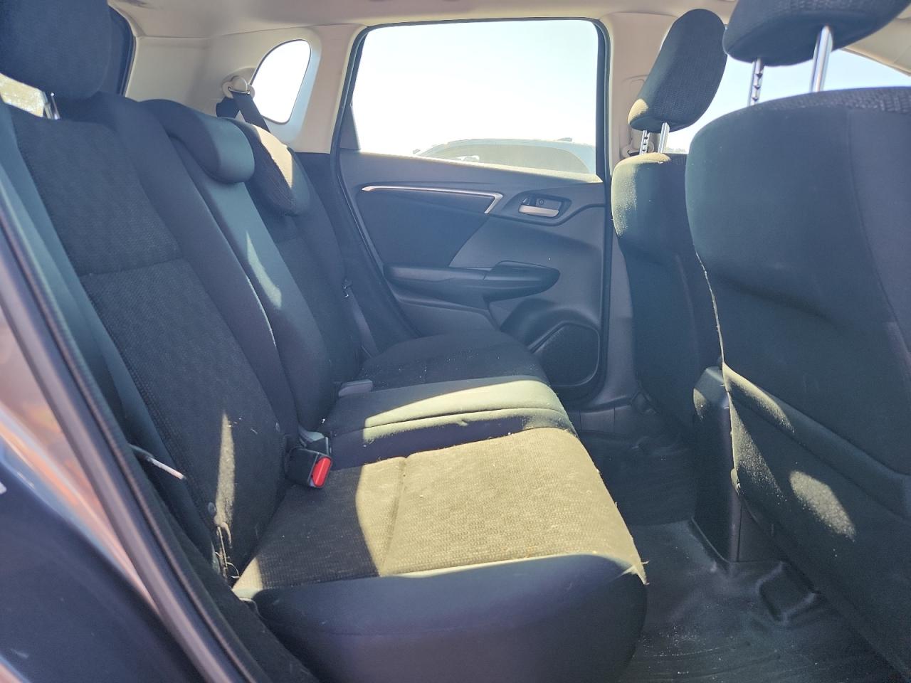 2016 Honda Fit Lx VIN: JHMGK5H56GS004492 Lot: 71008195