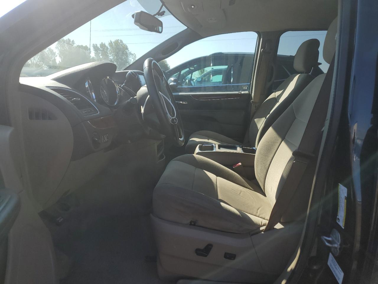 2013 Chrysler Town & Country Touring VIN: 2C4RC1BG0DR745776 Lot: 82065555