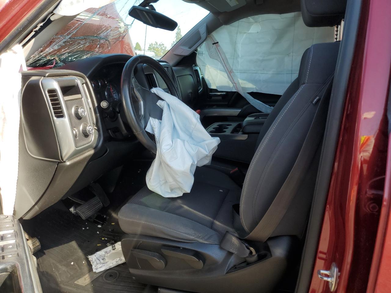 2018 Chevrolet Silverado K1500 Lt VIN: 3GCUKREC1JG200773 Lot: 81760605