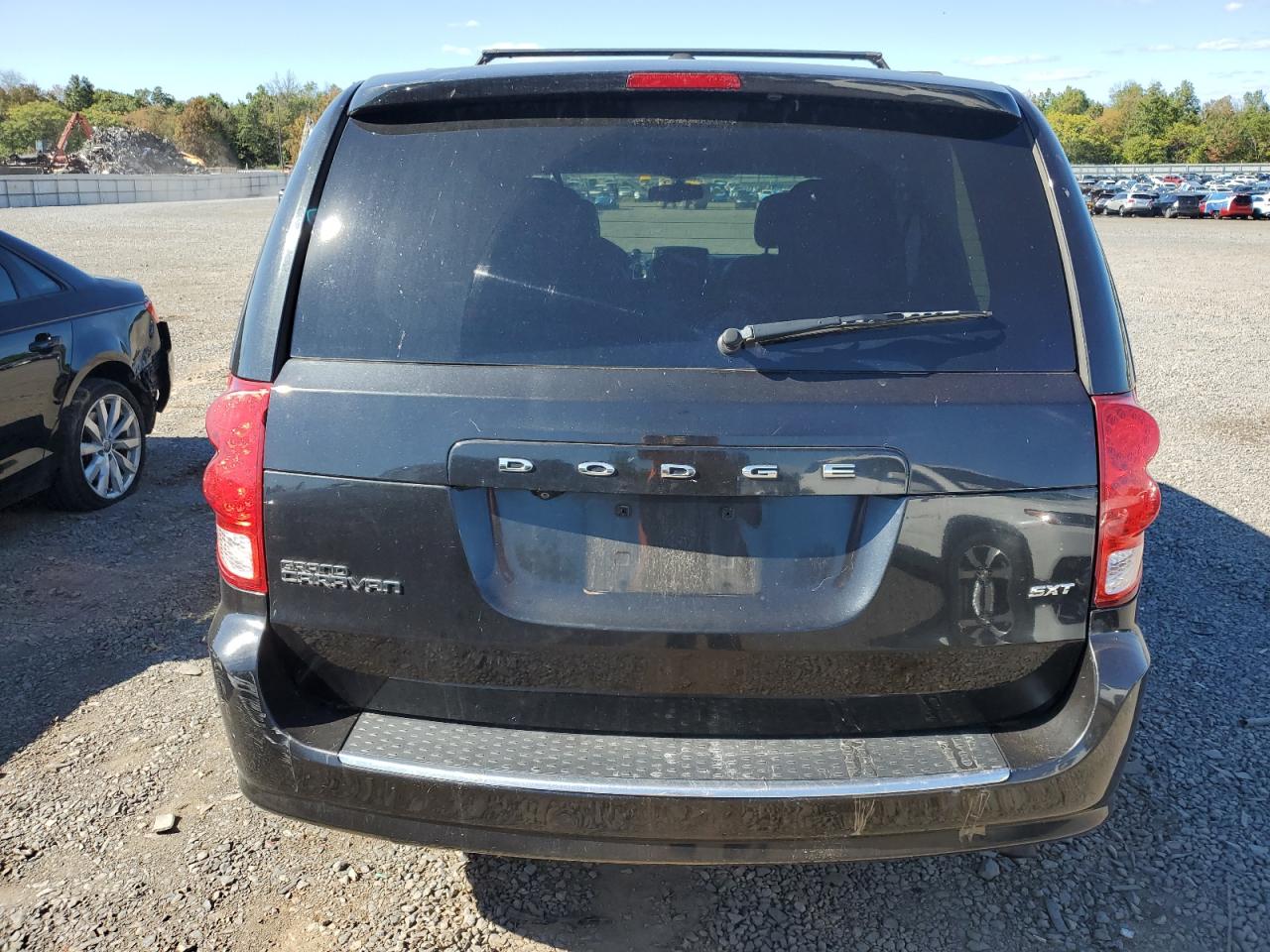 2017 Dodge Grand Caravan Sxt VIN: 2C4RDGCG1HR548880 Lot: 71483975