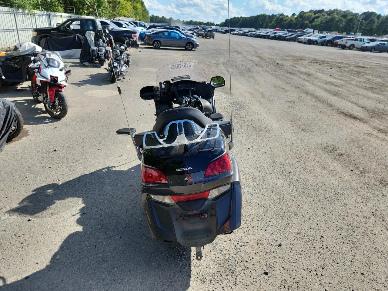 2016 Honda Gl1800 VIN: JH2SC68H8GK400438 Lot: 81571675