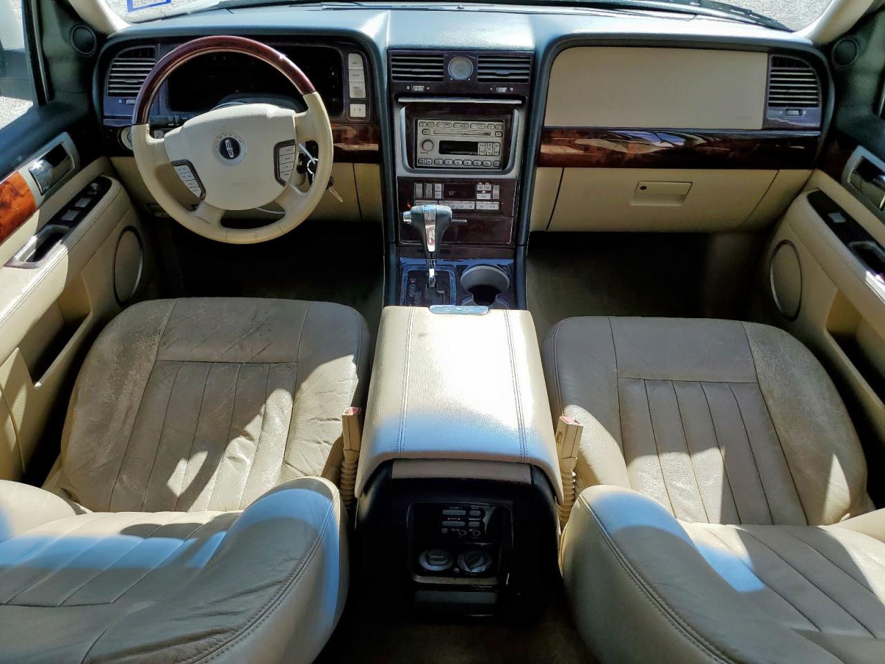 2005 Lincoln Navigator VIN: 5LMFU27525LJ12308 Lot: 83843105