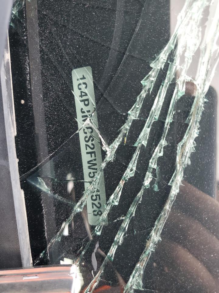 2015 Jeep Cherokee Latitude VIN: 1C4PJMCS2FW564528 Lot: 71166165