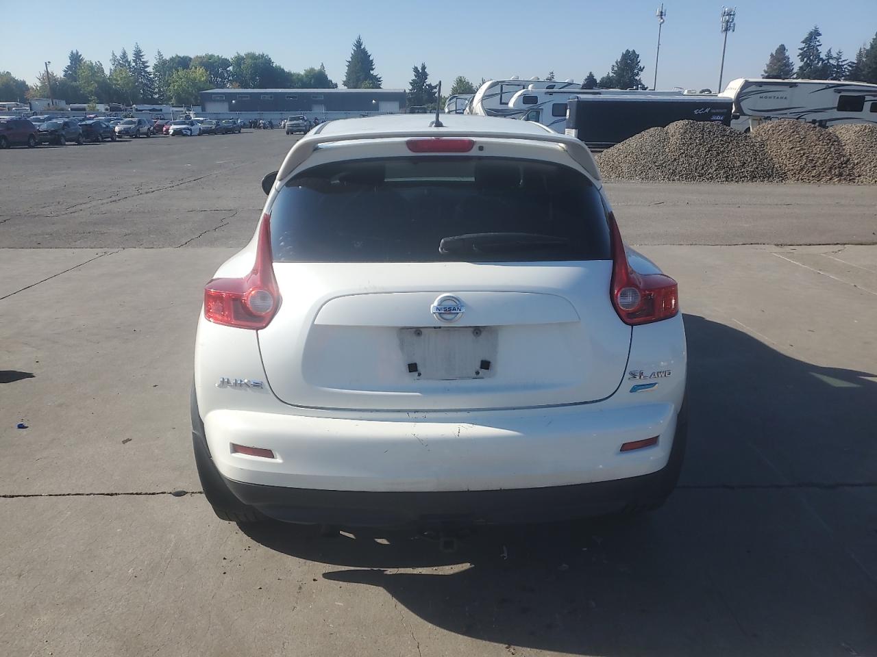 2014 Nissan Juke S VIN: JN8AF5MV9ET358911 Lot: 82160785