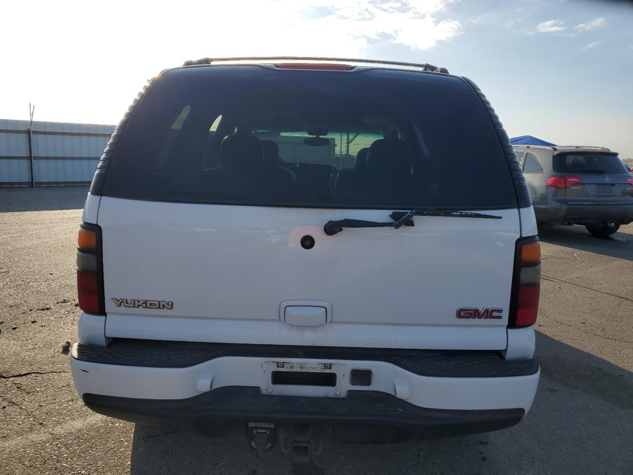 2005 GMC Yukon Denali VIN: 1GKEK63U45J172734 Lot: 84050315