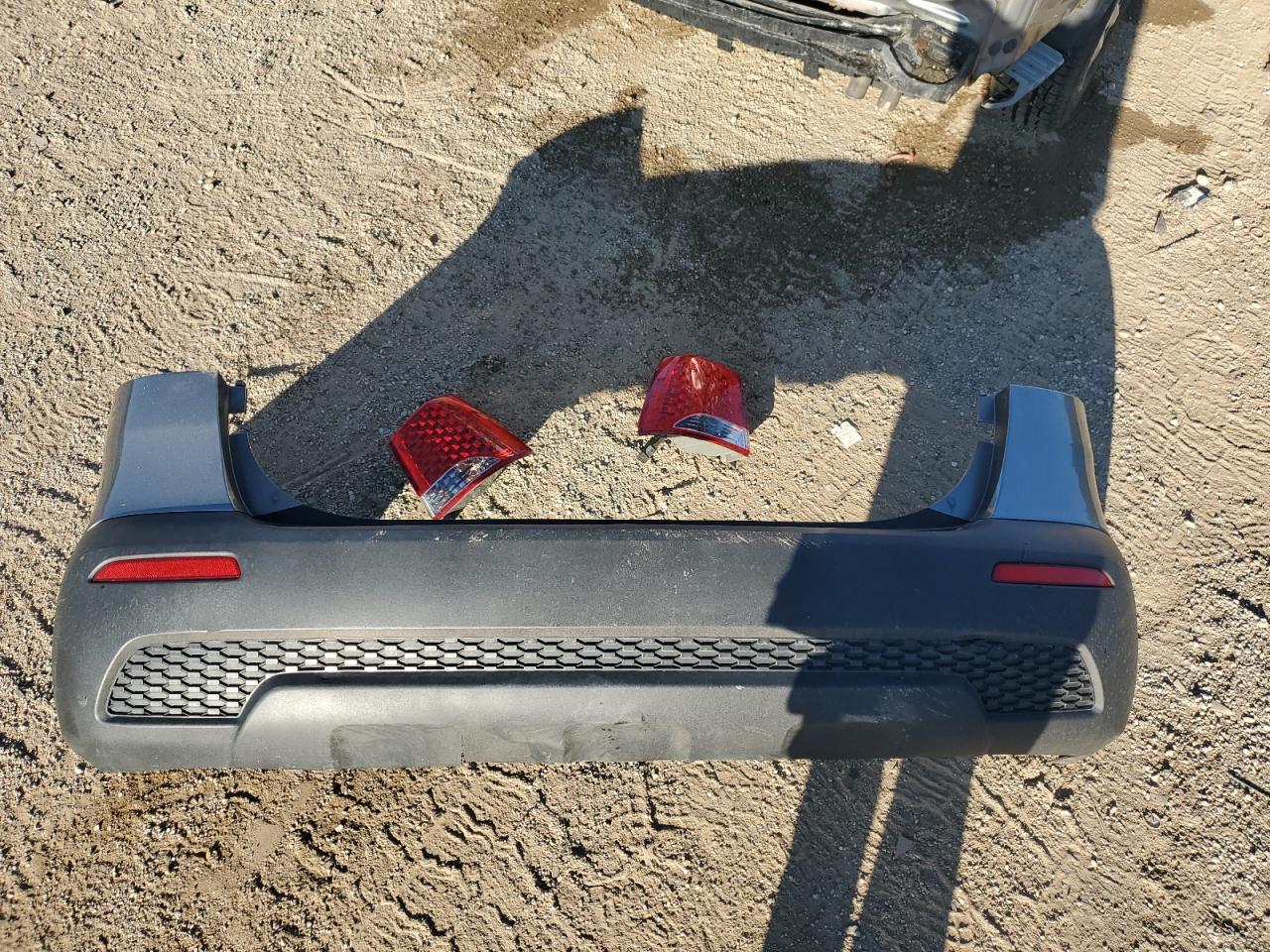 2011 Kia Sorento Base VIN: 5XYKT3A16BG080815 Lot: 83978055