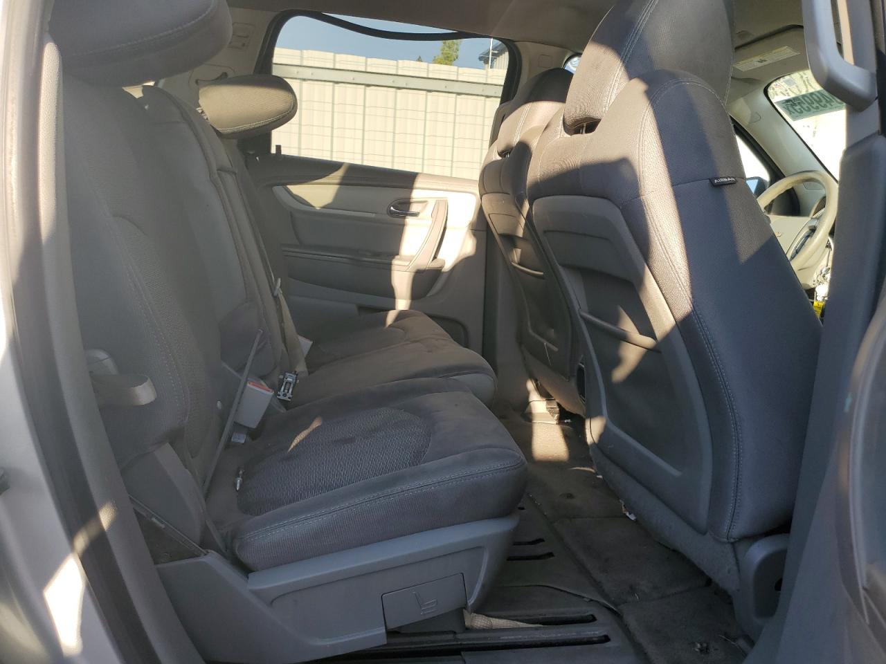 2016 Chevrolet Traverse Ls VIN: 1GNKRFKD7GJ260487 Lot: 82049955