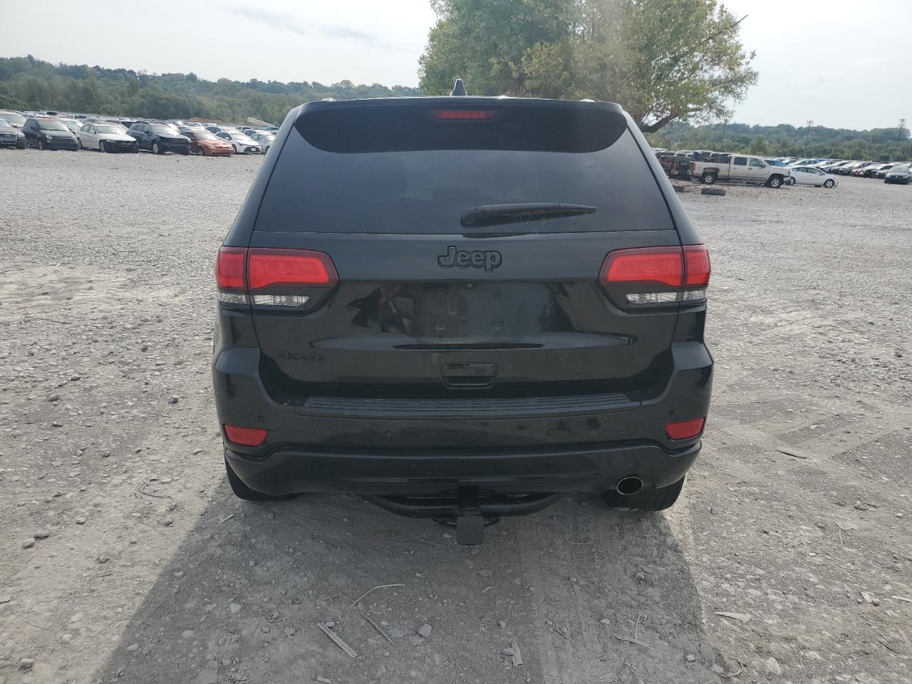 2018 Jeep Grand Cherokee Laredo VIN: 1C4RJFAG5JC336665 Lot: 81377585