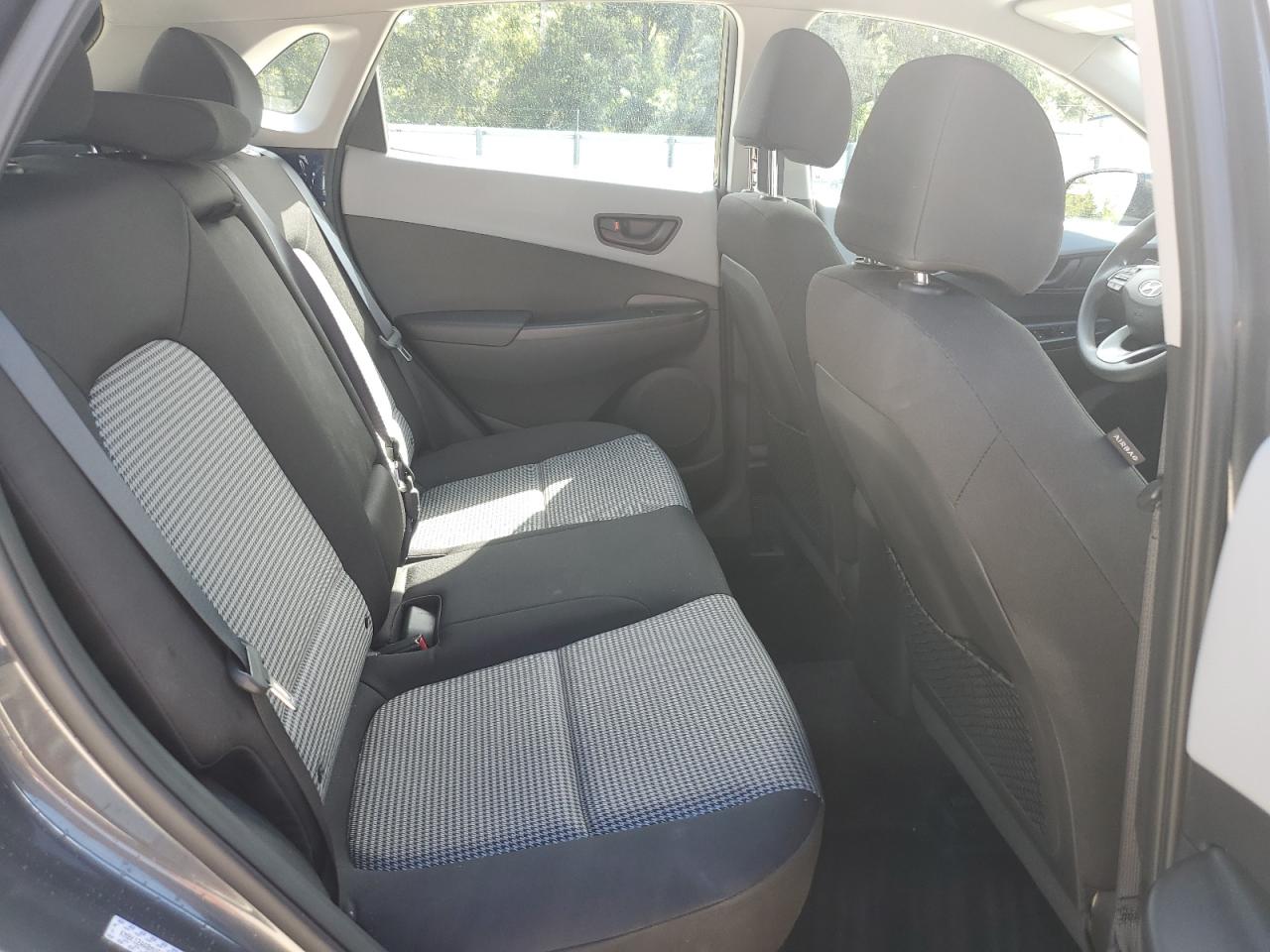2021 Hyundai Kona Se VIN: KM8K12AA8MU610098 Lot: 81662955
