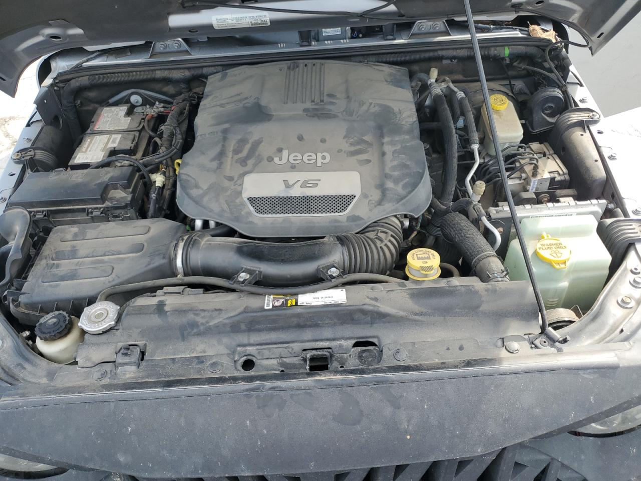 2015 Jeep Wrangler Unlimited Sahara VIN: 1C4BJWEG6FL587830 Lot: 84748625