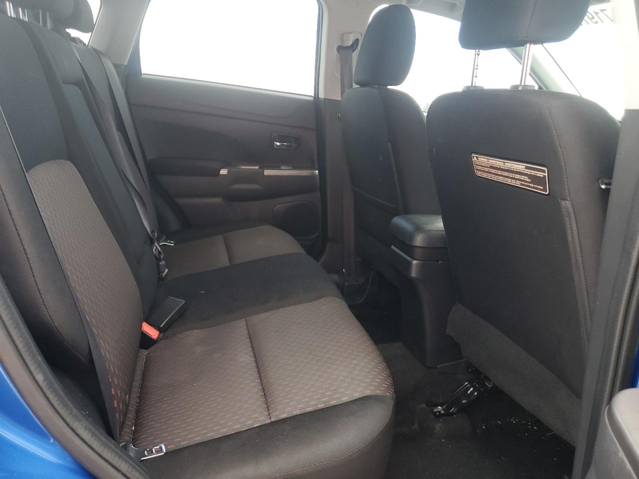 2018 Mitsubishi Outlander Sport Es VIN: JA4AP3AU1JU023424 Lot: 71970285