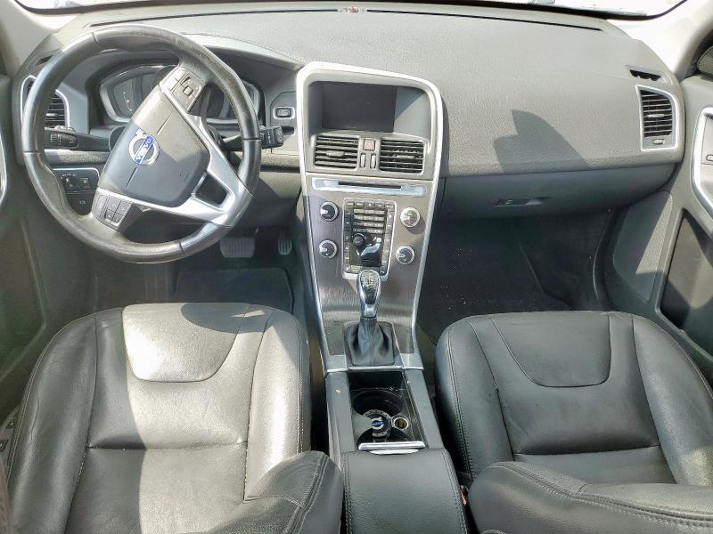 Parquets VOLVO XC60 2016 Srebrny