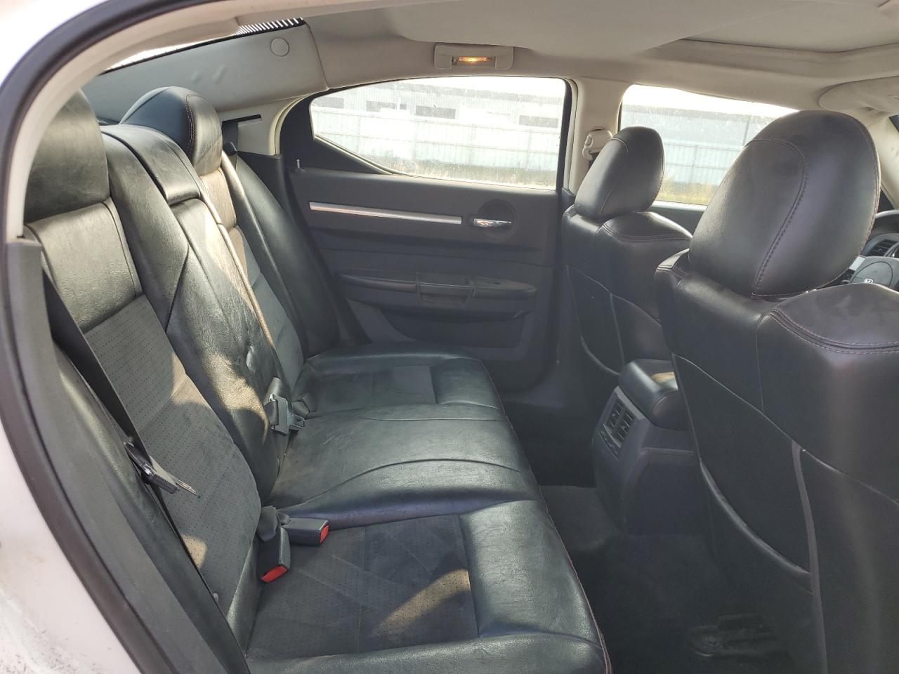 2008 Dodge Charger R/T VIN: 2B3LA53H68H261750 Lot: 71210705