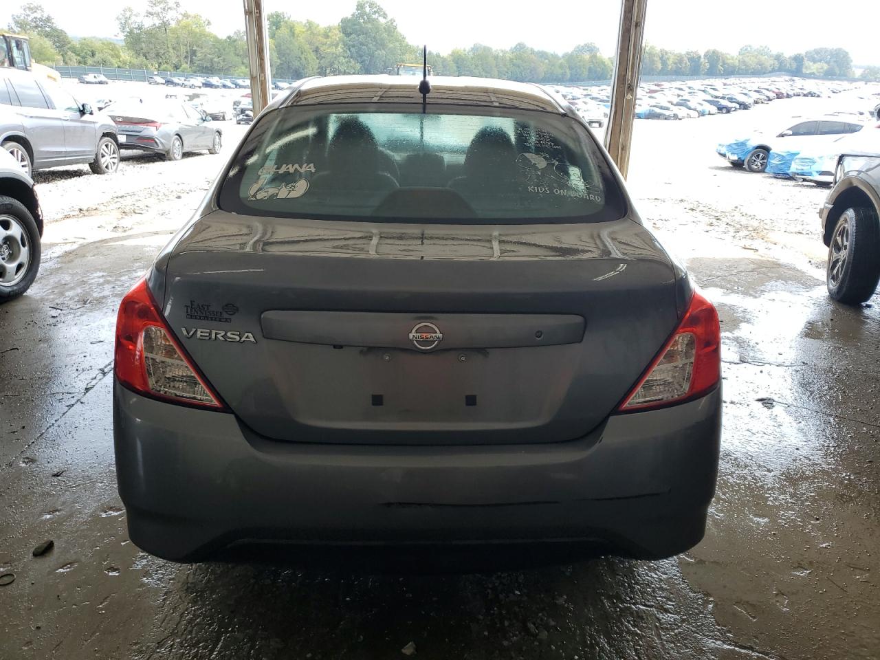 2018 Nissan Versa S VIN: 3N1CN7AP6JL886061 Lot: 81501955