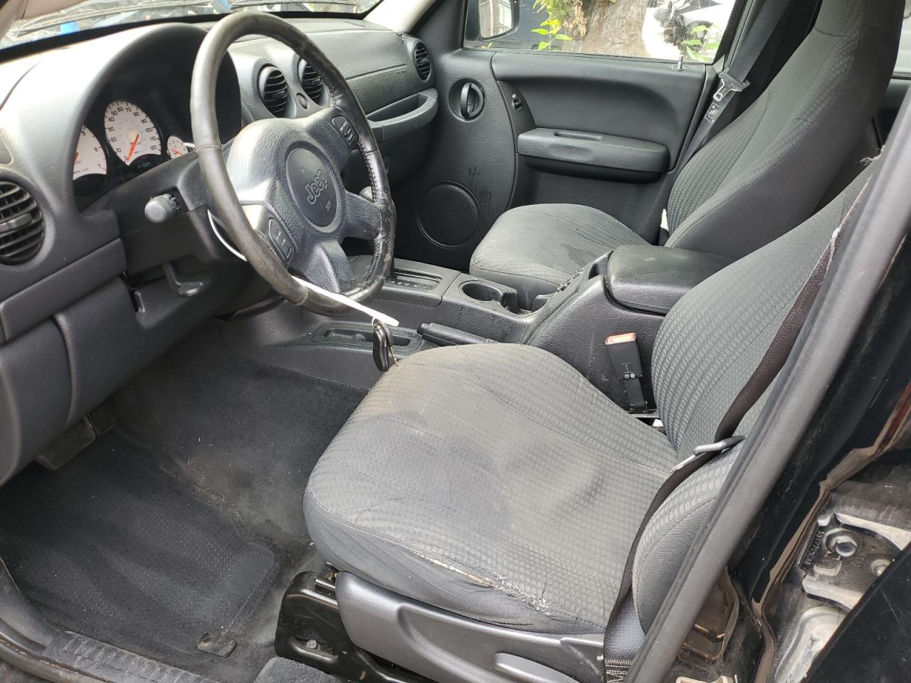 2004 Jeep Liberty Sport VIN: 1J4GK48K44W257052 Lot: 71272575