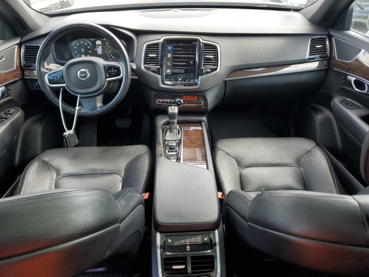 2016 Volvo Xc90 T6 VIN: YV4A22PK0G1061898 Lot: 70330915