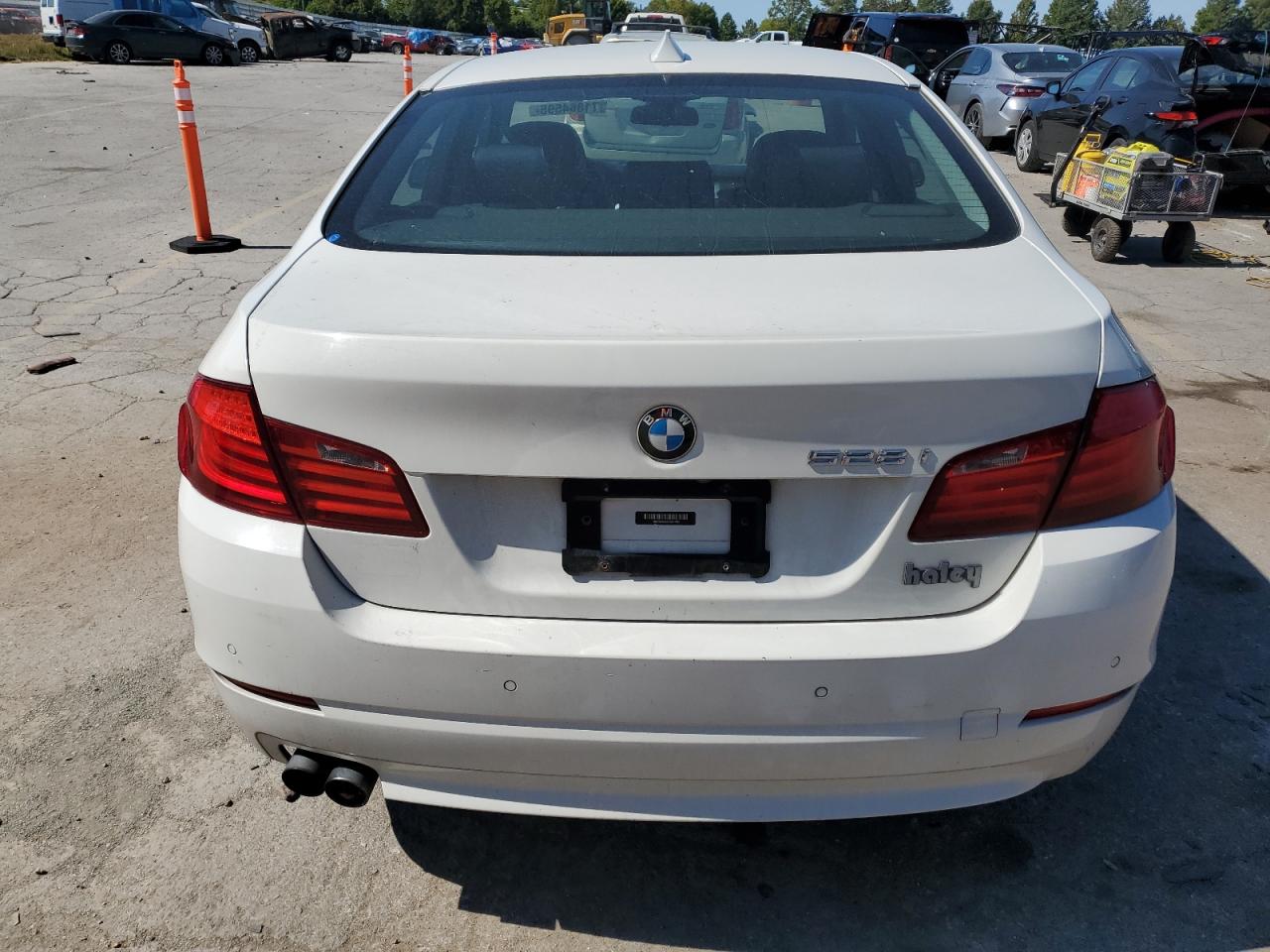 2012 BMW 528 Xi VIN: WBAXH5C50CDW07683 Lot: 71864595