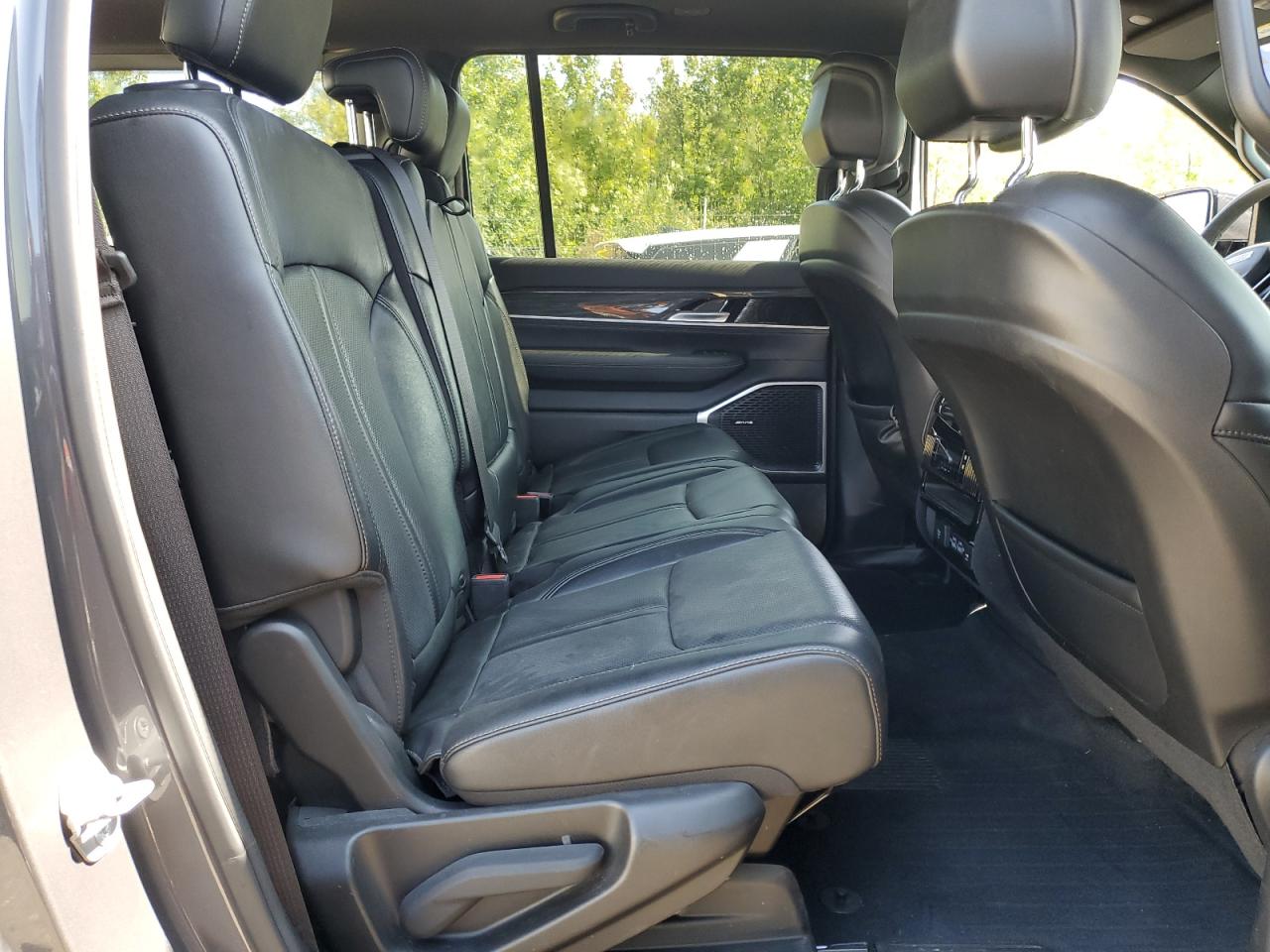 2022 Jeep Wagoneer Series Ii VIN: 1C4SJVBT0NS124274 Lot: 71795815