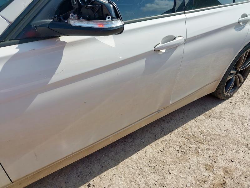 2013 BMW 318D SPORT 