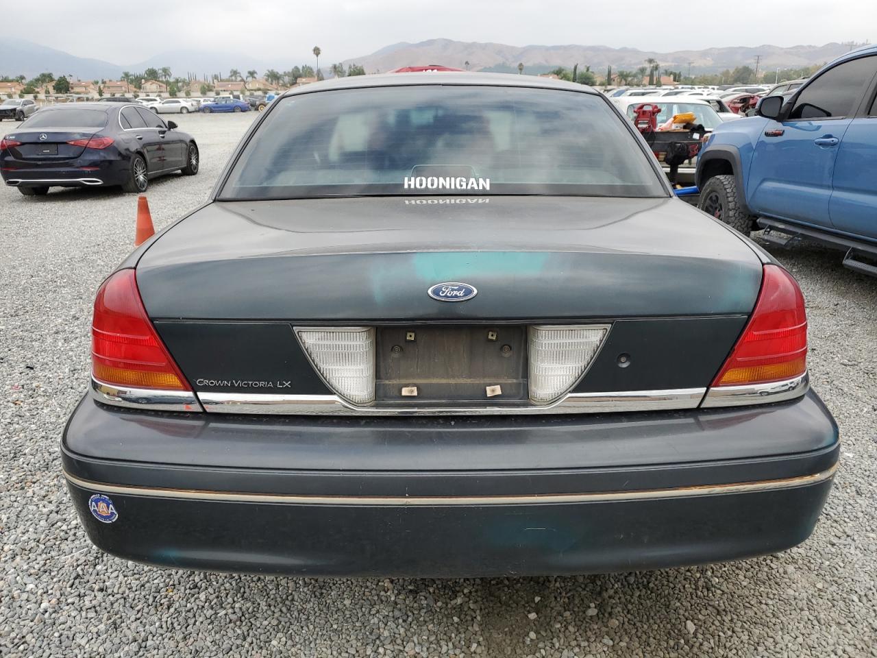 1998 Ford Crown Victoria Lx VIN: 2FAFP74W1WX172857 Lot: 81805995