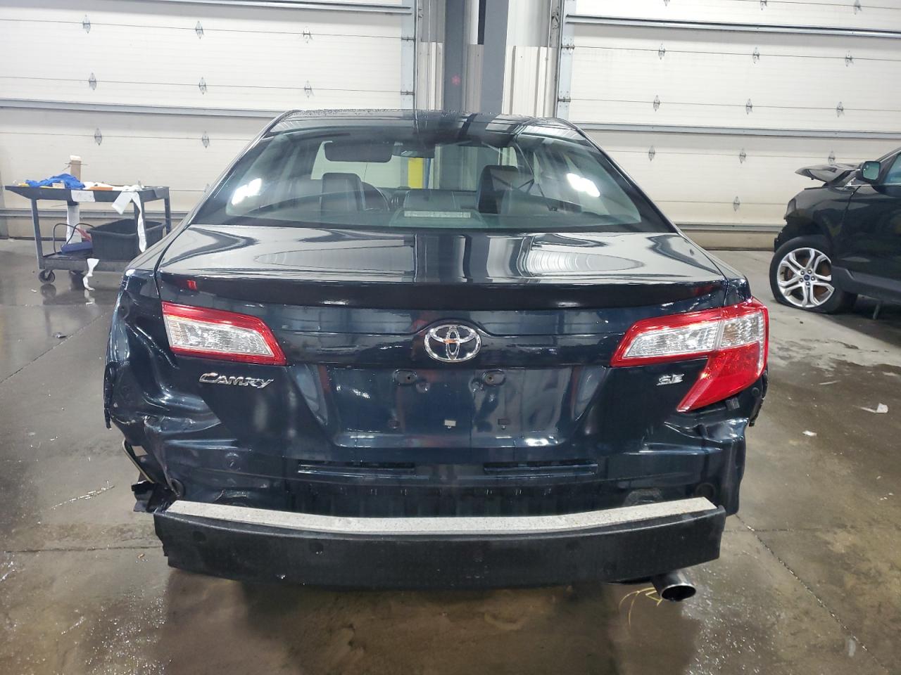 2014 Toyota Camry L VIN: 4T1BF1FKXEU392843 Lot: 71995955