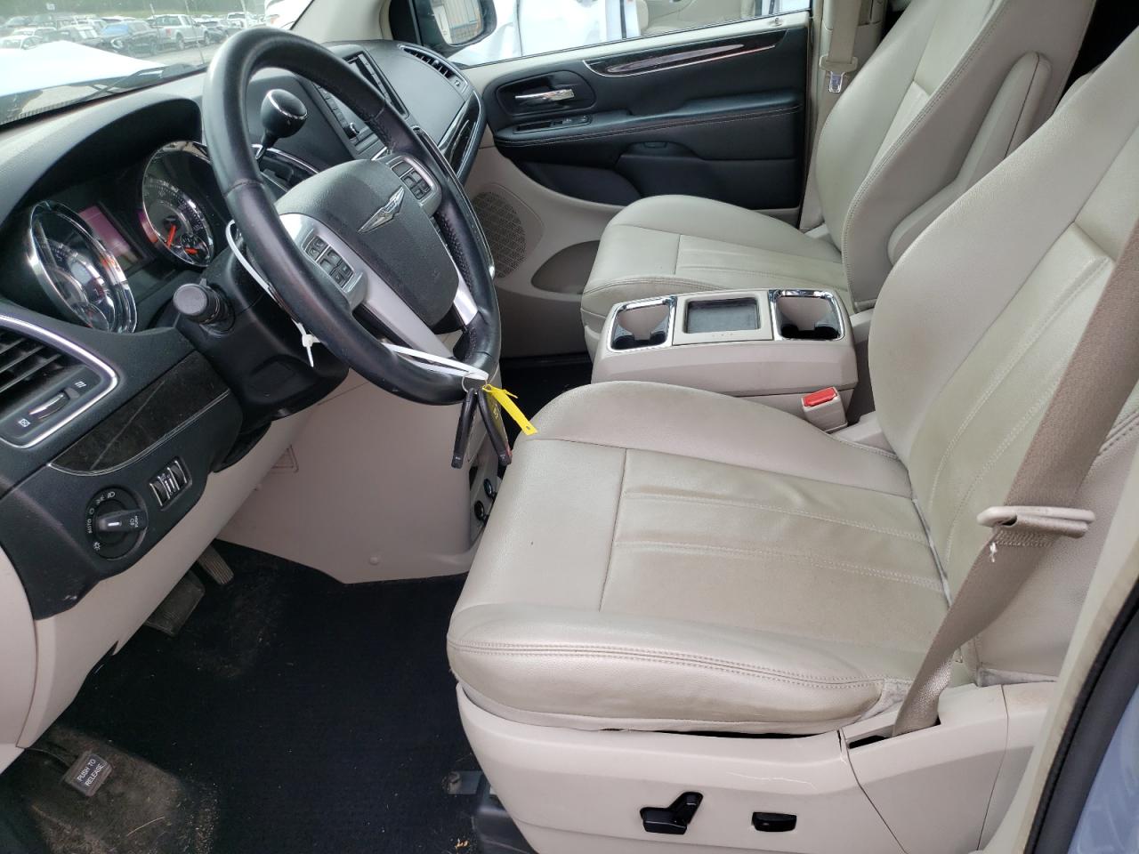 2013 Chrysler Town & Country Touring VIN: 2C4RC1BG4DR737468 Lot: 84005375