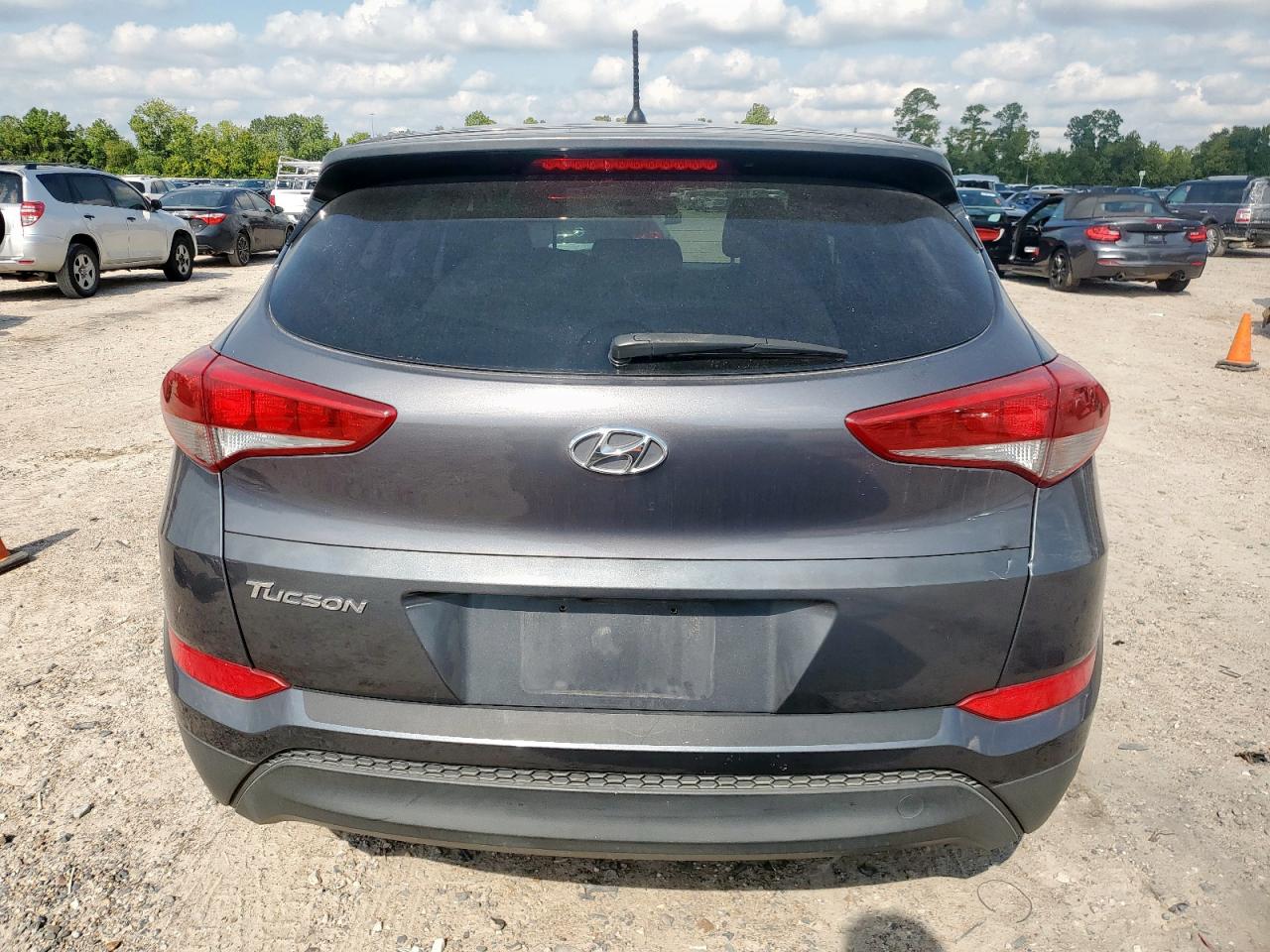 2018 Hyundai Tucson Se VIN: KM8J23A47JU810328 Lot: 71086075