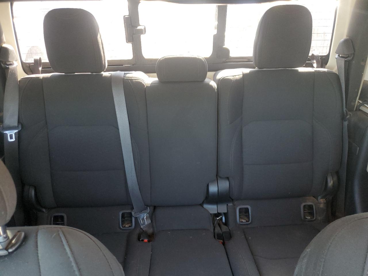 2020 Jeep Gladiator Sport VIN: 1C6JJTAG8LL207129 Lot: 80204585