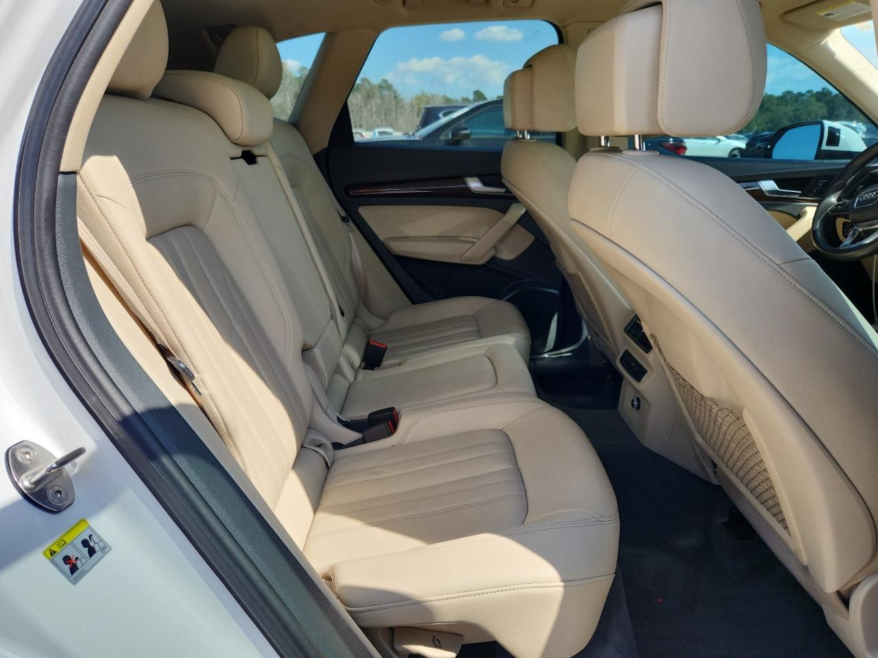2020 Audi Q5 Premium VIN: WA1ANAFY6L2019549 Lot: 80707765