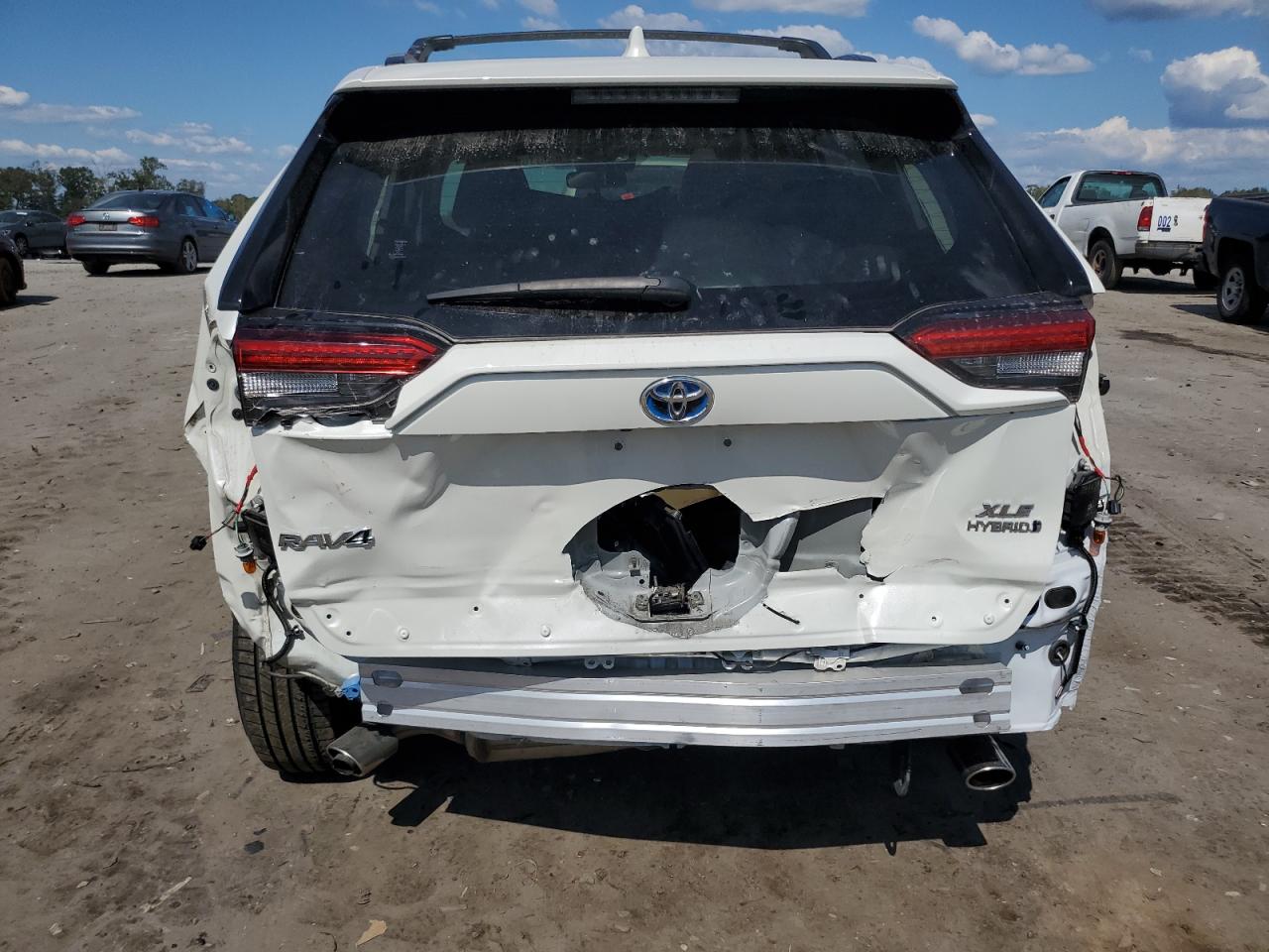 2022 Toyota Rav4 Xle Premium VIN: JTMB6RFV8ND056539 Lot: 80301895