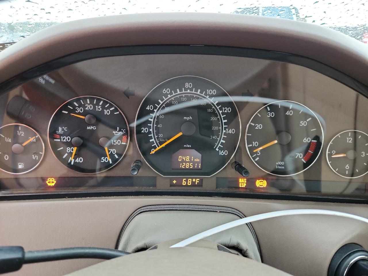 1999 Mercedes-Benz Sl 500 VIN: WDBFA68F3XF175447 Lot: 70901895