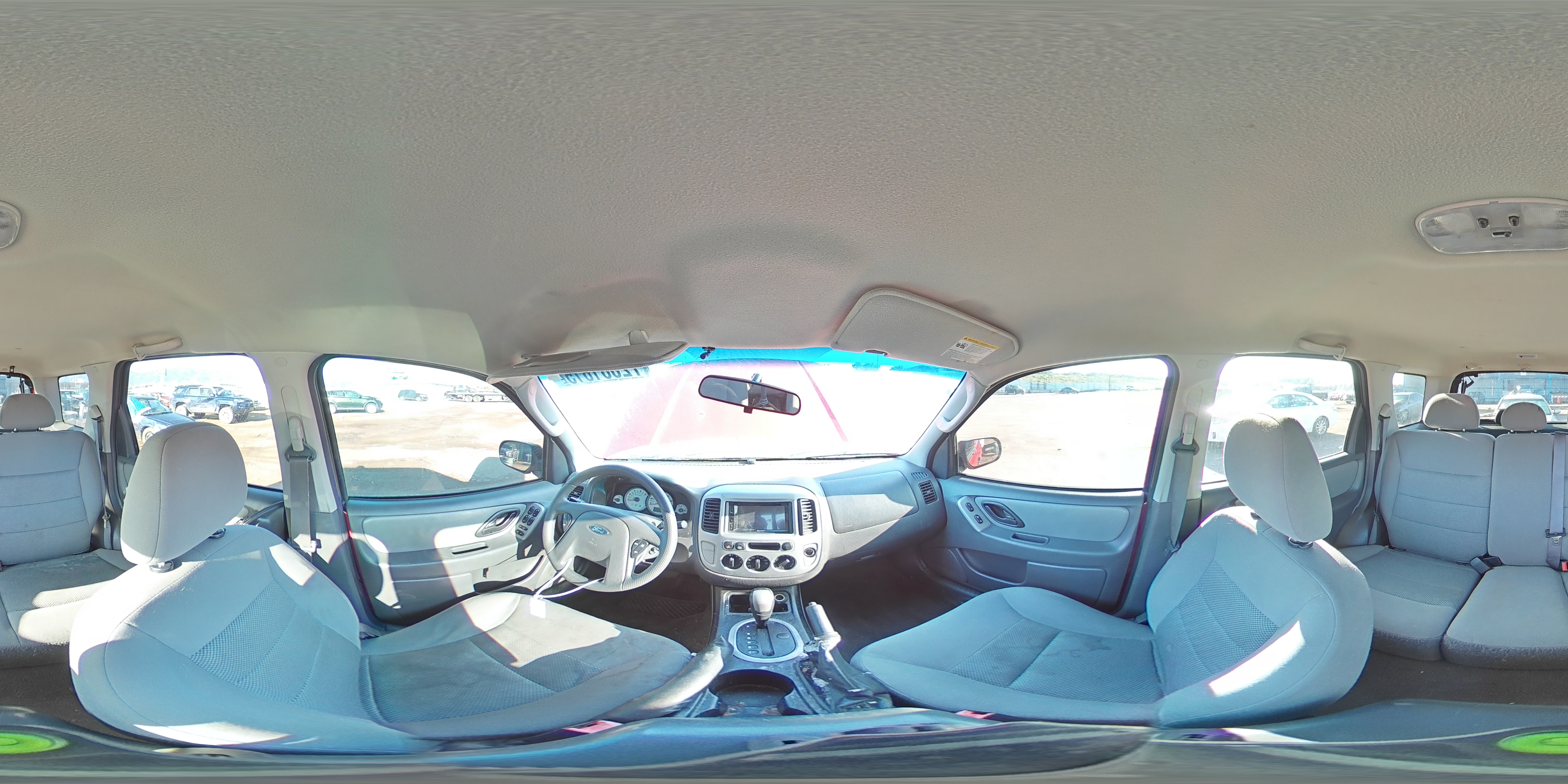 2005 Ford Escape VIN: 1FMYU93145KC70694 Lot: 72061615