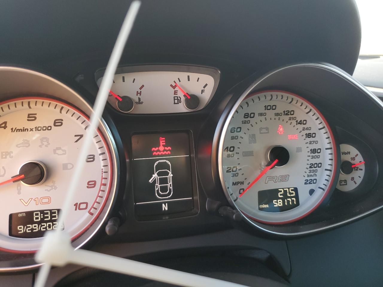 2011 Audi R8 5.2 Quattro VIN: WUAVNAFG0BN002003 Lot: 84017155